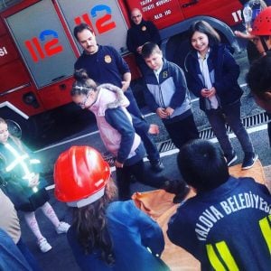 İTFAİYE MÜDÜRLÜĞÜNE ZİYARETİMİZ İTFAİYE MÜDÜRLÜĞÜNE ZİYARETİMİZ