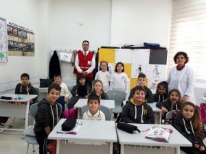 BİLGE'DE KIZILAY HAFTASI BİLGE'DE KIZILAY HAFTASI