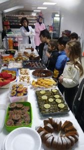 KİMSESİZ ÇOCUKLAR İÇİN KERMESTEYİZ