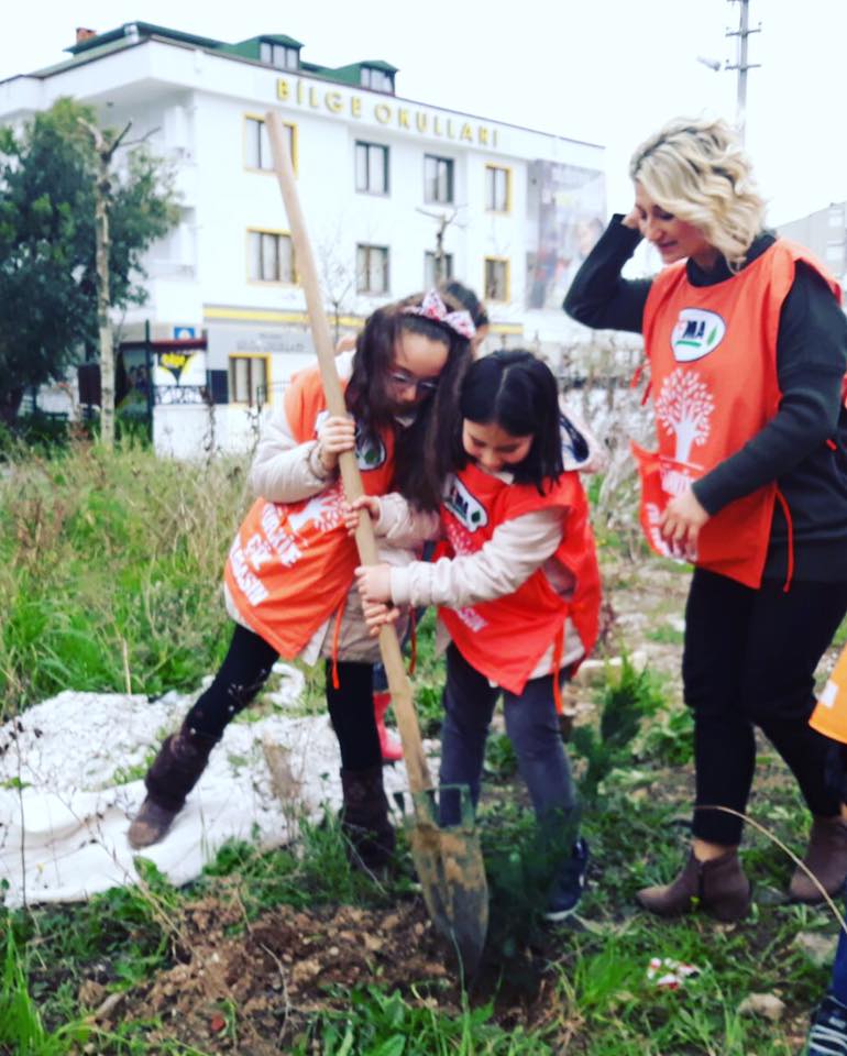 Yeşili Doğayı Seviyoruz