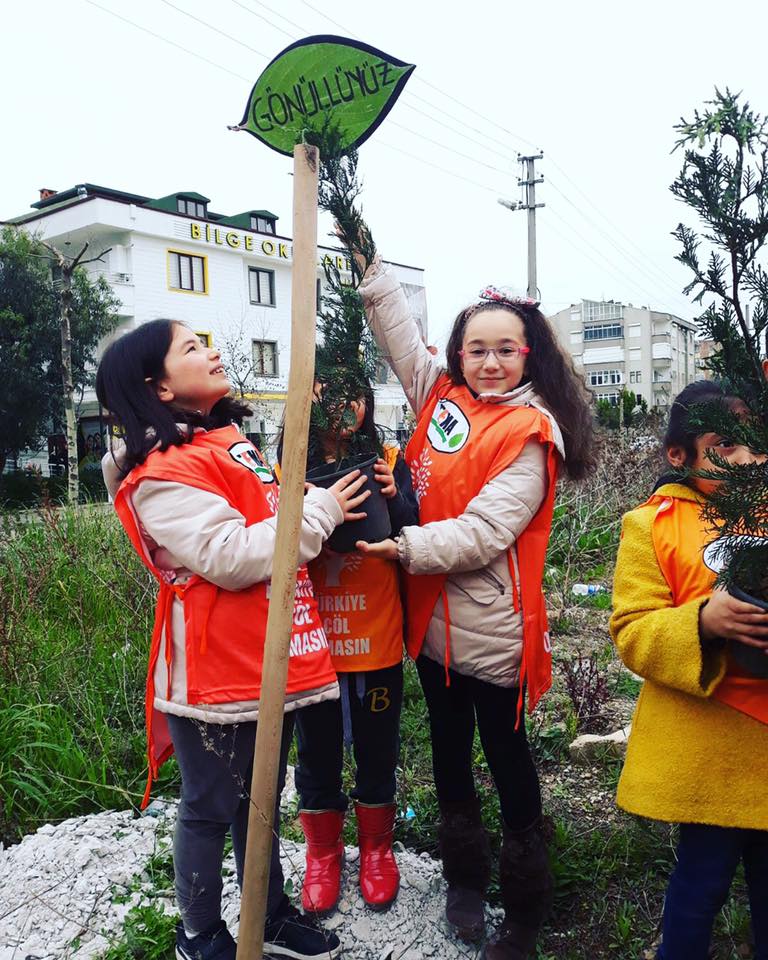 Yeşili Doğayı Seviyoruz